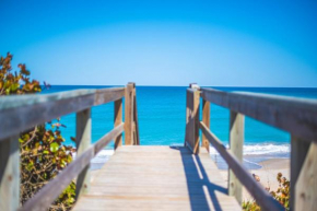 Tranquility Pelican Suite - Oceanfront Paradise!